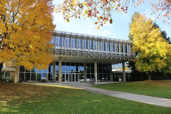 Selkirk College